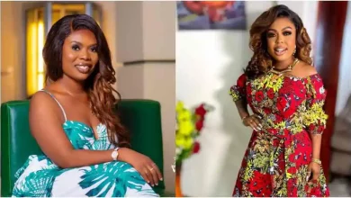 Delay replies to Afia Schwar's shade